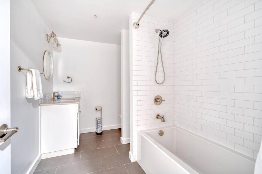 Collection - Underground Mid-century Hideaway In Laurelhurst *