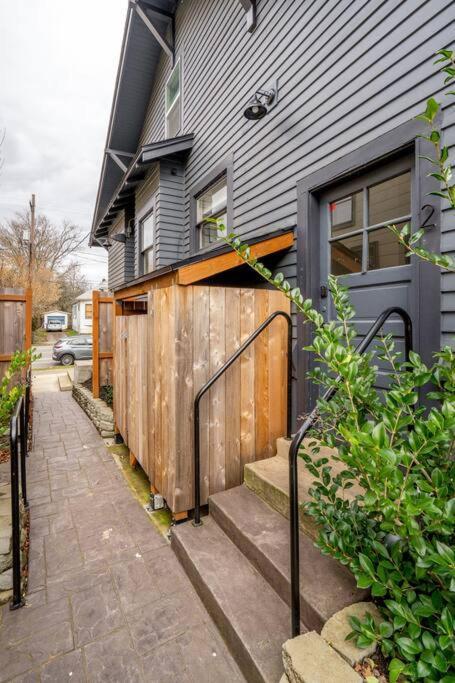 Collection - Underground Mid-century Hideaway In Laurelhurst *