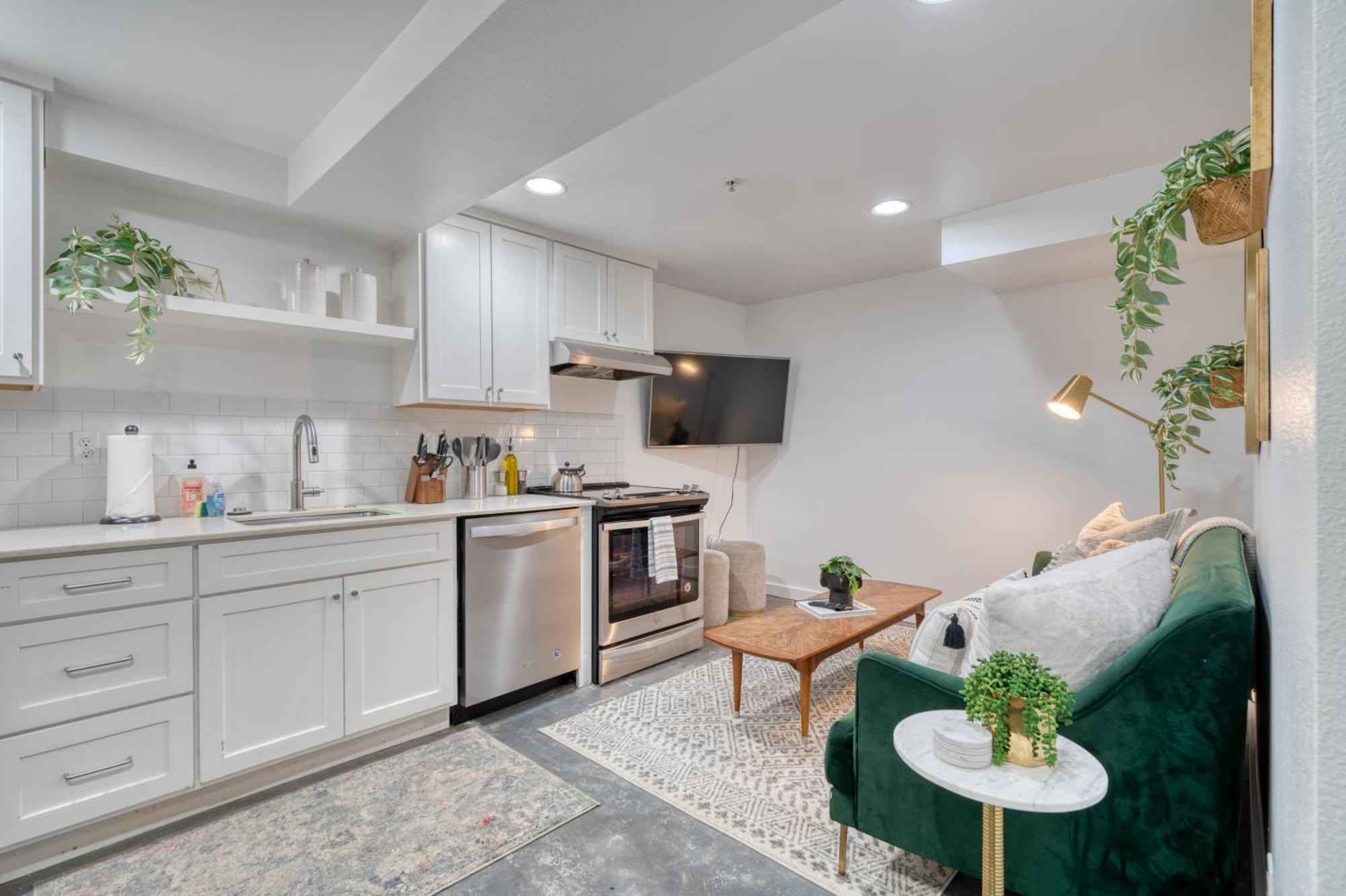Collection - Underground Mid-century Hideaway In Laurelhurst Portland