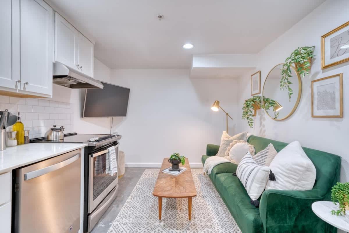 Collection - Underground Mid-century Hideaway In Laurelhurst